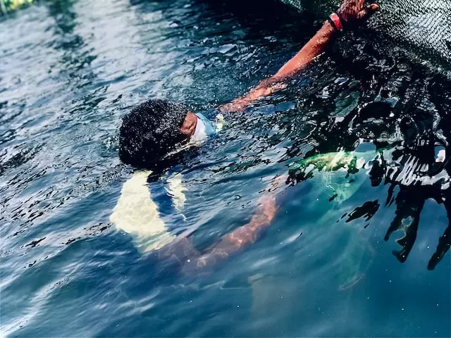 More than a dozen visitors from Senegal came to Virginia Tech's Hampton lab to learn about aquaculture. ©Kim Warner/VASG by Virginia Sea Grant Photo by Creab Mcselvin on Unsplash
